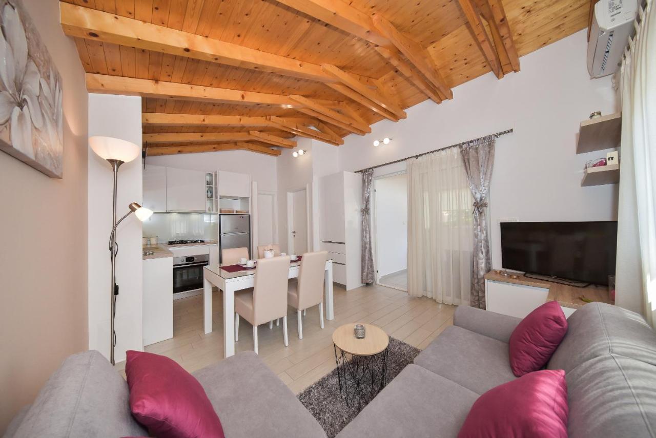 Apartment Irena Posedarje Kültér fotó