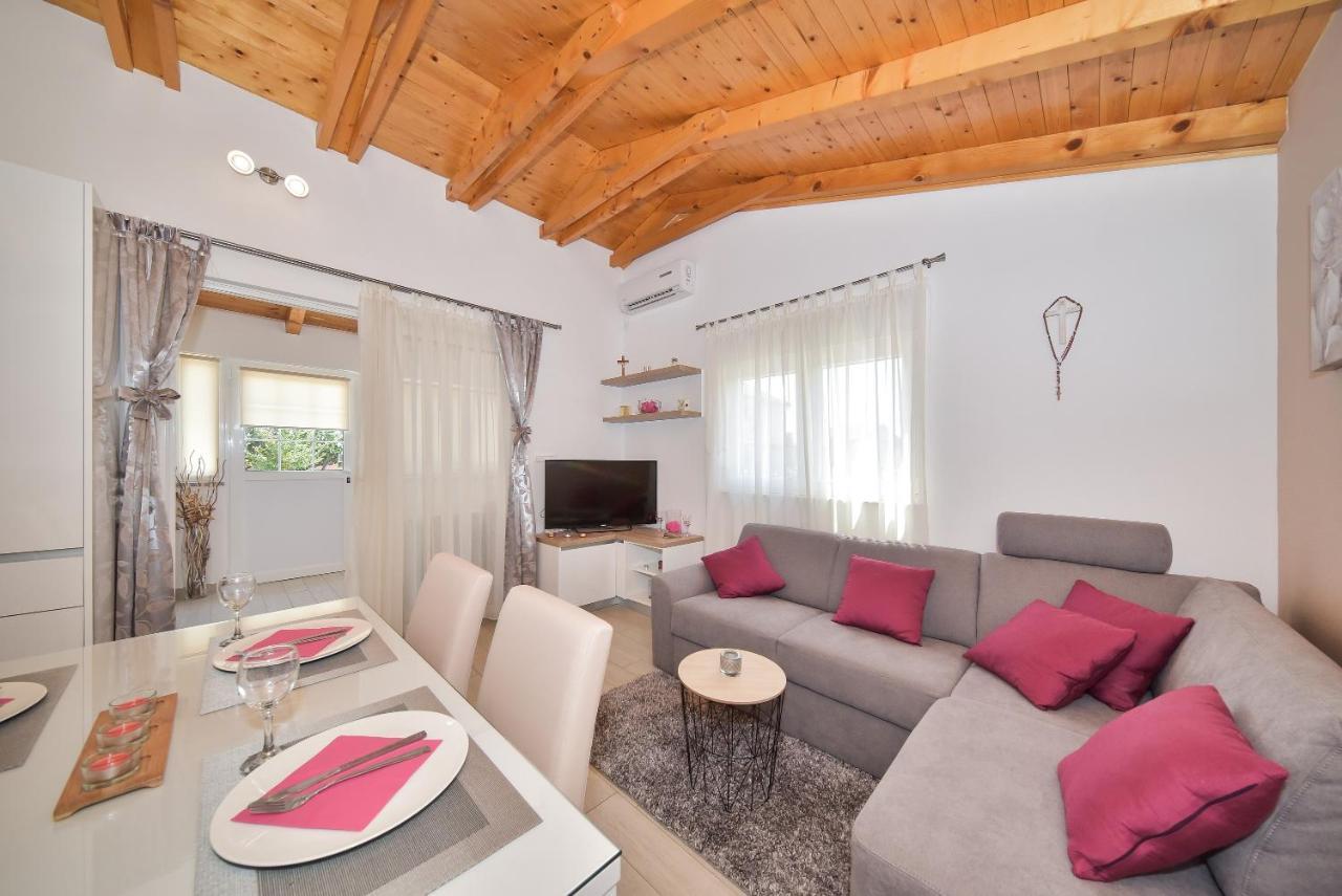 Apartment Irena Posedarje Kültér fotó