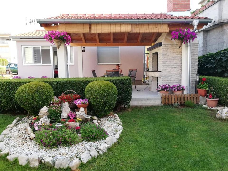 Apartment Irena Posedarje Kültér fotó