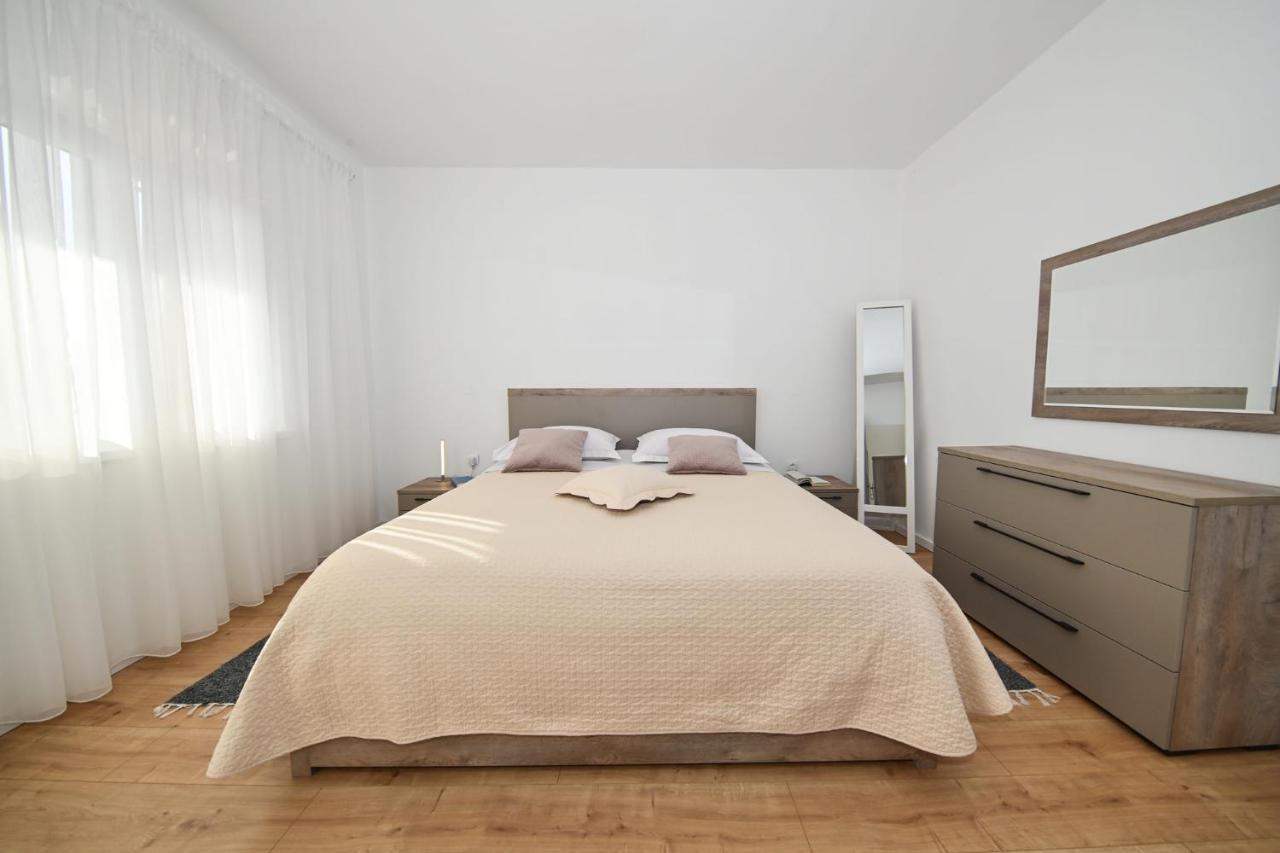 Apartment Irena Posedarje Kültér fotó