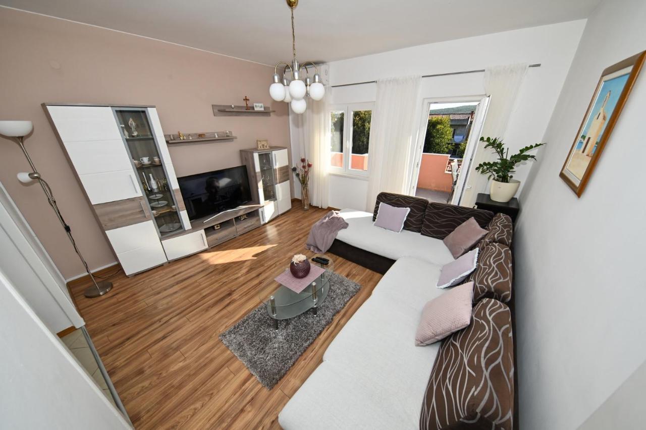 Apartment Irena Posedarje Kültér fotó