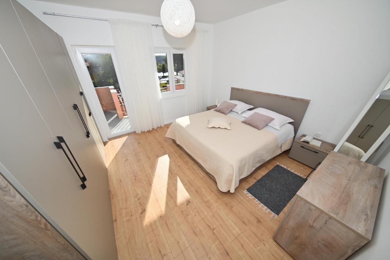 Apartment Irena Posedarje Kültér fotó