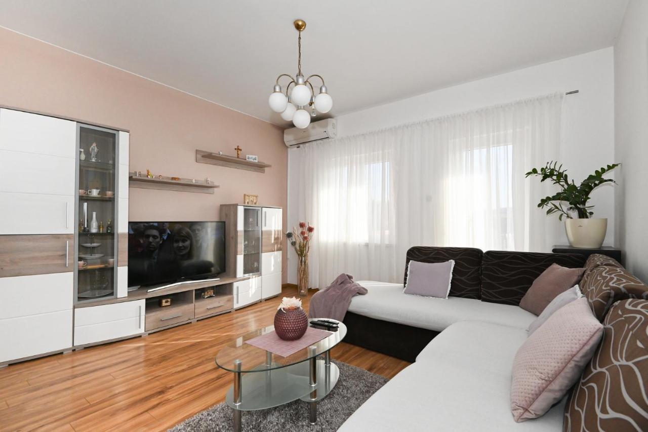 Apartment Irena Posedarje Kültér fotó
